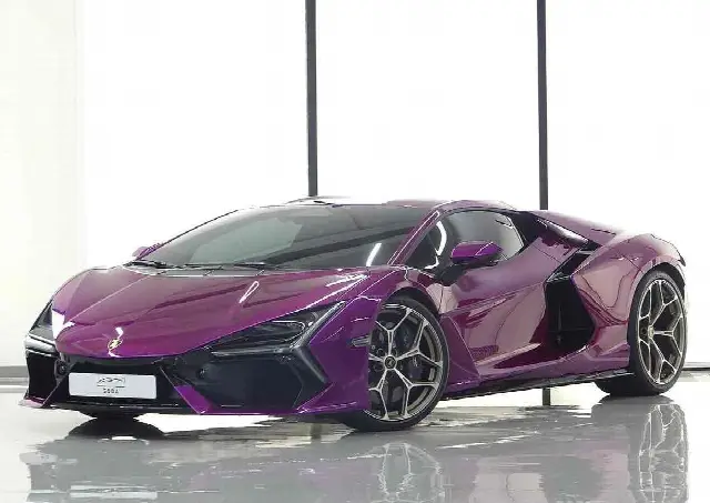 Lamborghini Revuelto — фото из объявления