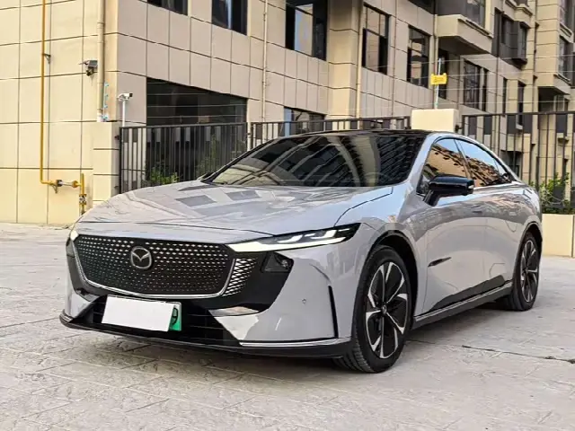 Mazda EZ-6 2024, 30 000 км