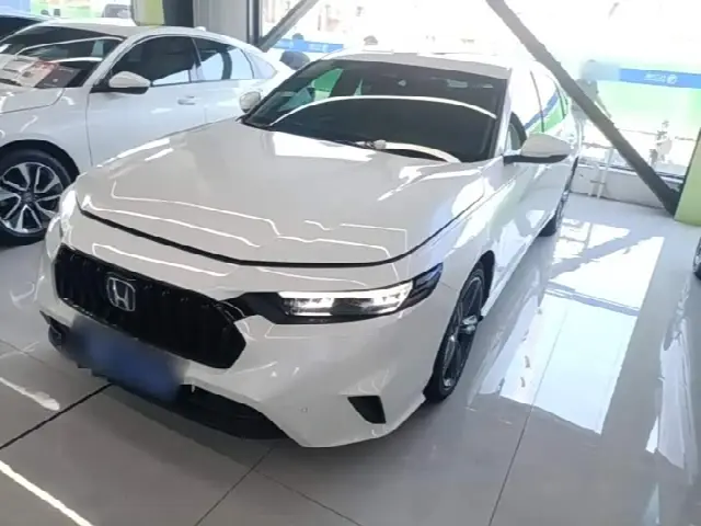 Honda Inspire 2023, 25 600 км