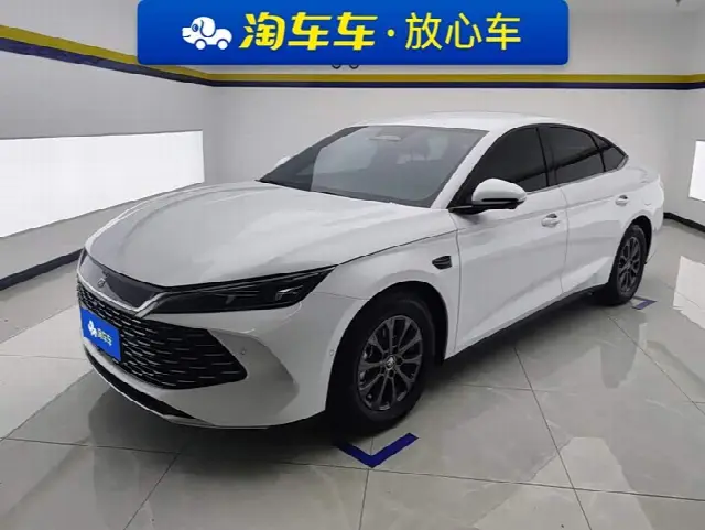BYD Qin L 2025, 12 100 км
