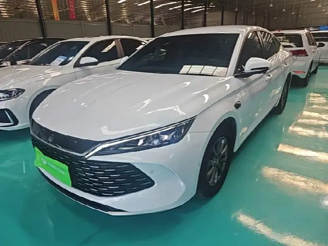 BYD Qin L 2025, 21 100 км