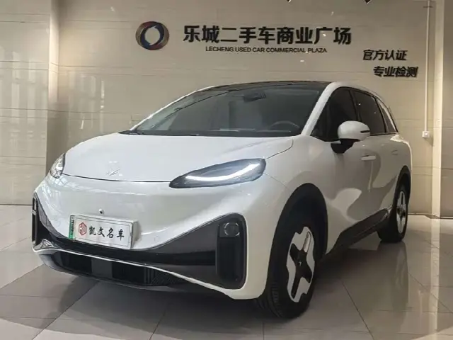 BAIC Arcfox Kaola S 2024, 15 000 км