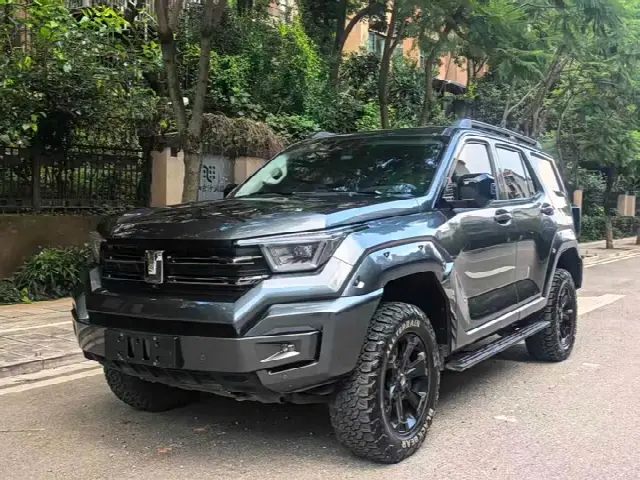 Tank 400 Hybrid 2024, 40 000 км
