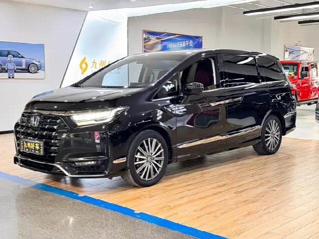 Honda Elysion 2022, 71 000 км