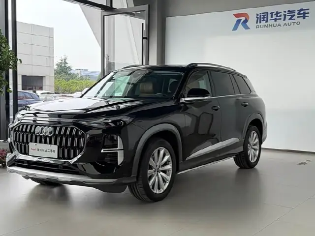 Audi Q6 2024, 9 000 км