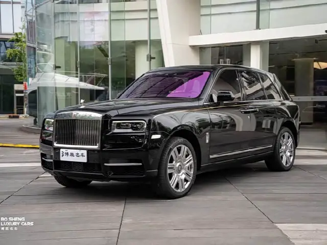 Rolls-Royce Cullinan 2018, 19 000 км