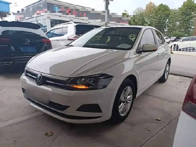 Volkswagen Polo 2021, 39 300 км