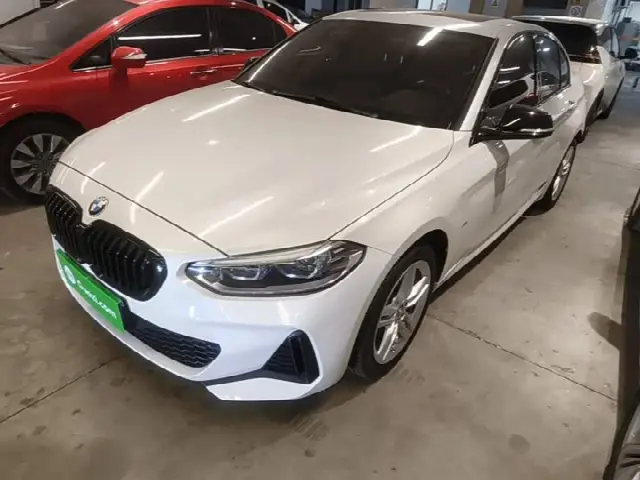 BMW 1 Series 2022, 75 100 км
