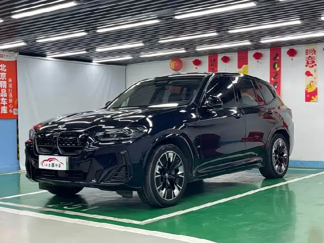 BMW iX3 2022, 65 000 км