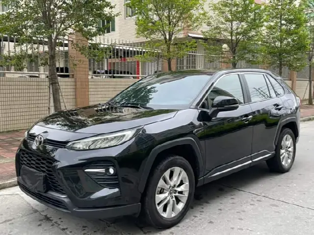Toyota Wildlander 2022, 18 100 км