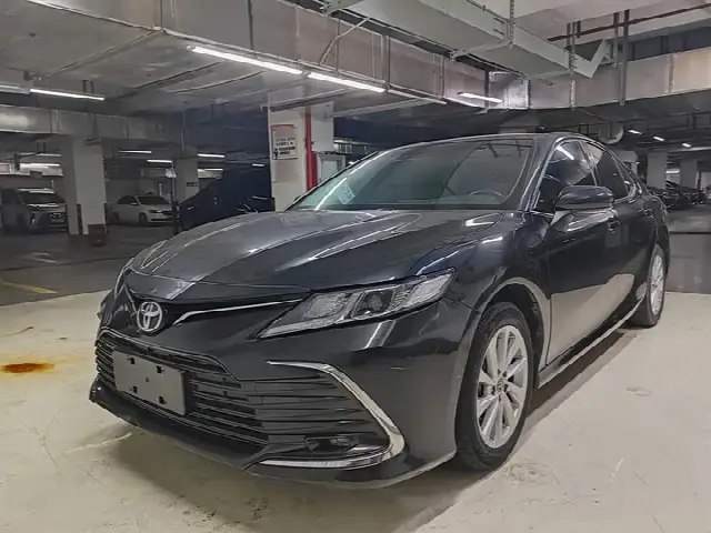 Toyota Camry 2023, 80 400 км