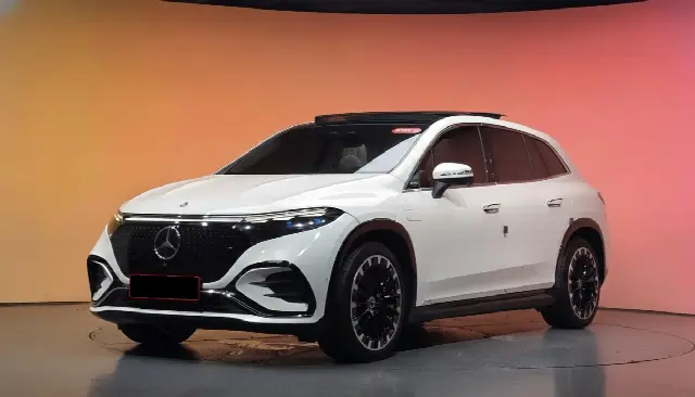 Mercedes-Benz EQS 2023, 30 814 км