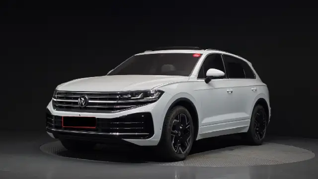 Volkswagen Touareg 2019, новый