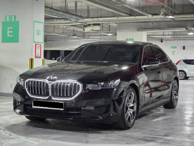 BMW 5 Series 2023, 31 310 км