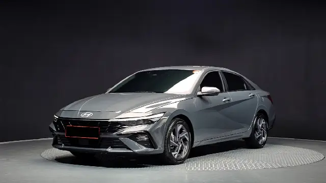 Hyundai Avante 2023, 8 032 км