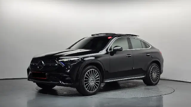 Mercedes-Benz GLC-Class 2023, 42 016 км