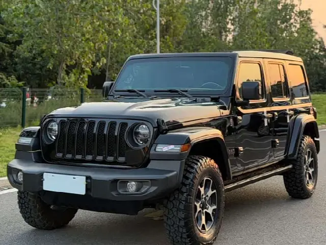 Jeep Wrangler 2021, 17 000 км