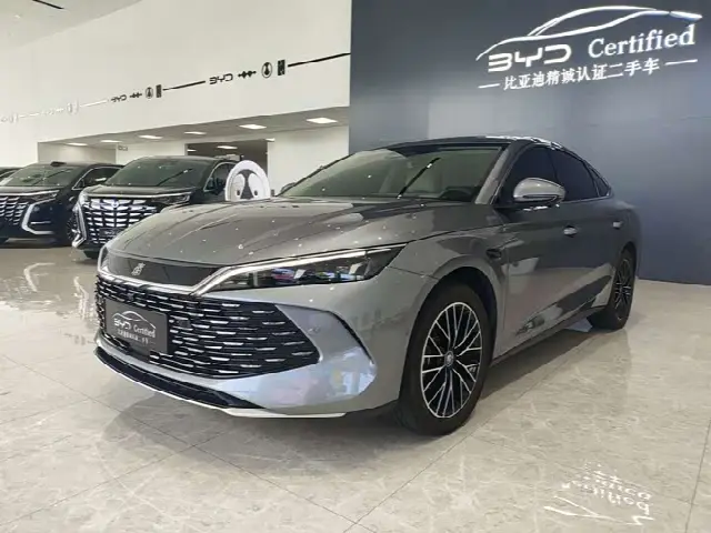 BYD Qin L 2025, 12 600 км