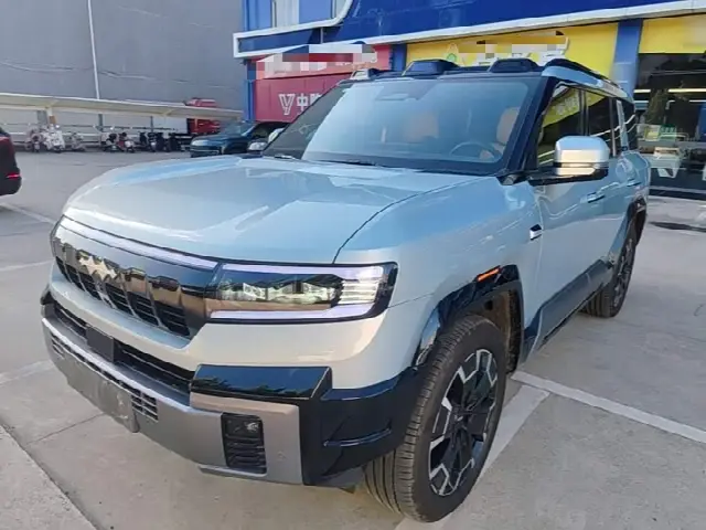 BYD FangChengBao Leopard 8 2025, новый