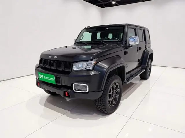BAIC Beijing BJ40 2024, 23 900 км