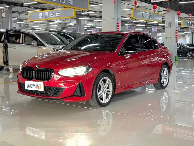 BMW 1 Series 2022, 32 000 км