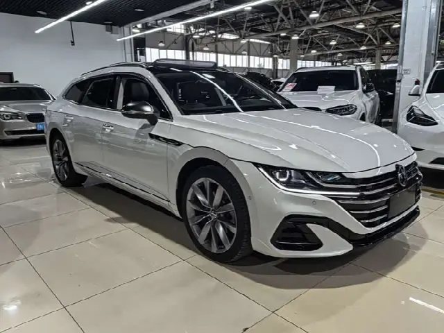 Volkswagen CC 2024, 34 000 км