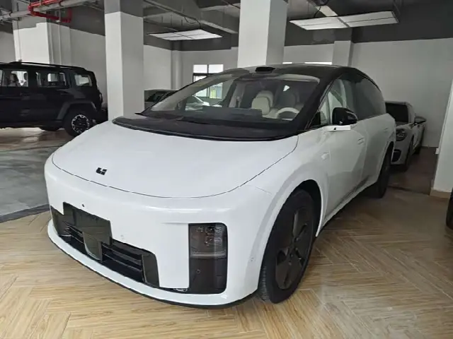 LiXiang i8 2025, новый