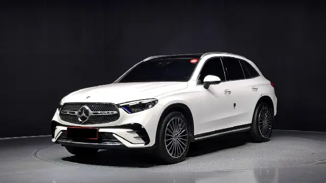 Mercedes-Benz GLC-Class 2023, 25 893 км