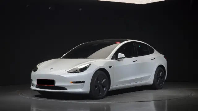 Tesla Model 3 2017, 52 166 км