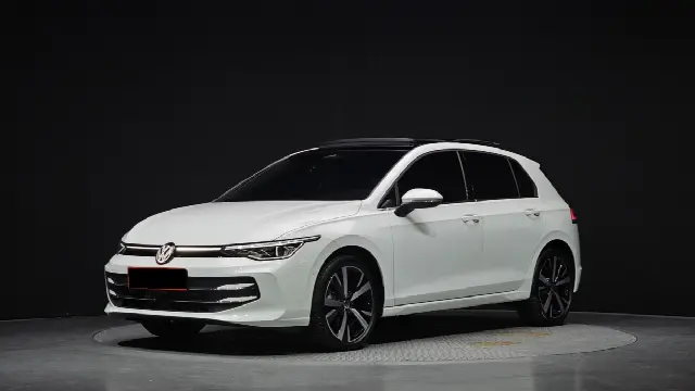 Volkswagen Golf 2022, новый
