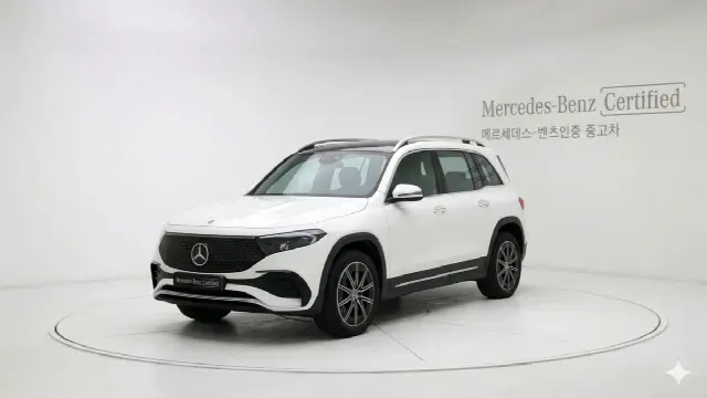 Mercedes-Benz EQB 2022, 4 921 км
