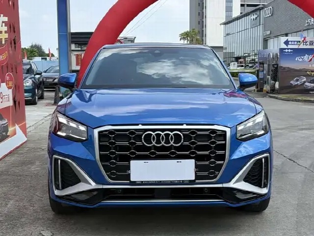 Audi Q2L 2022, 77 000 км
