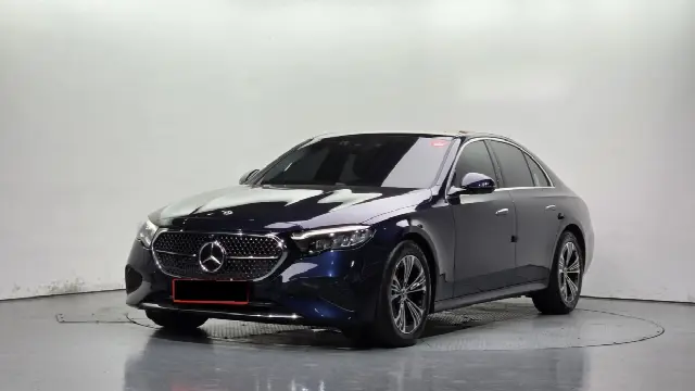 Mercedes-Benz E-Class 2024, 28 601 км