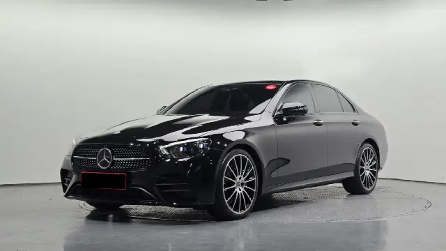 Mercedes-Benz E-Class 2016, 81 821 км