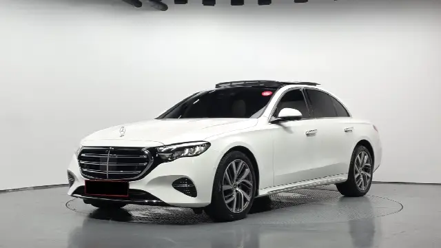 Mercedes-Benz E-Class 2024, 18 581 км