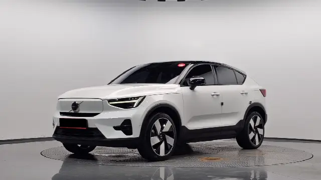 Volvo C40 2022, 53 968 км