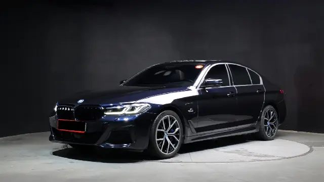 BMW 5 Series 2017, 54 700 км