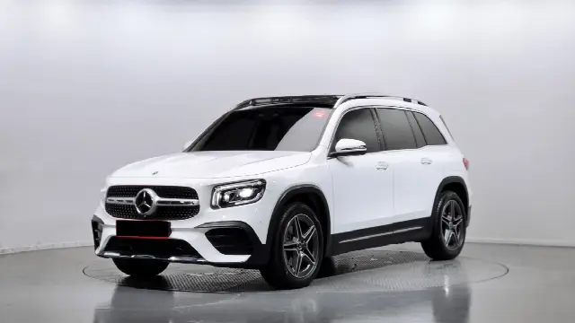 Mercedes-Benz GLB-Class 2020, 24 030 км