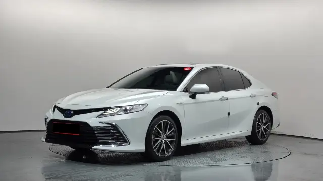 Toyota Camry 2017, 14 119 км