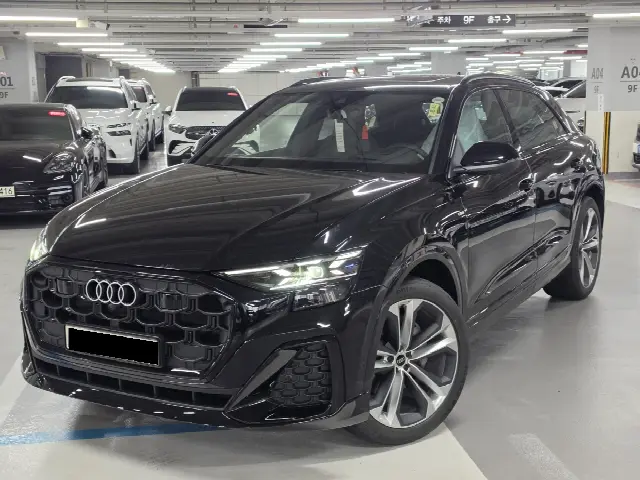 Audi Q8 2018, новый