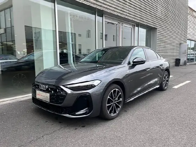 Audi A5L 2026, 3 000 км