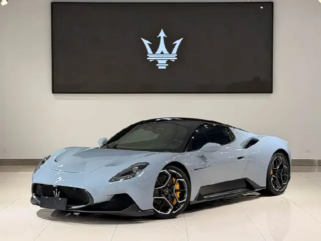 Maserati MC20 2023, 10 000 км