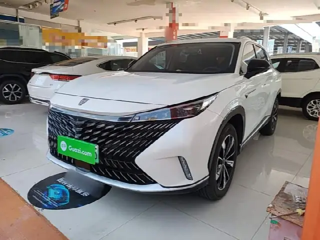 Roewe RX5 Hybrid 2023, 28 800 км