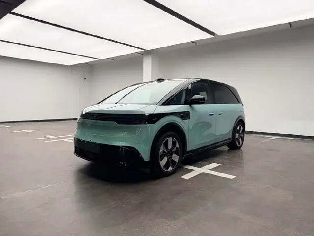 Zeekr Mix 2025, новый