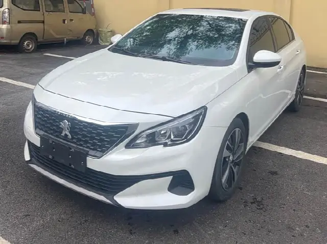 Peugeot 408 2022, 66 800 км