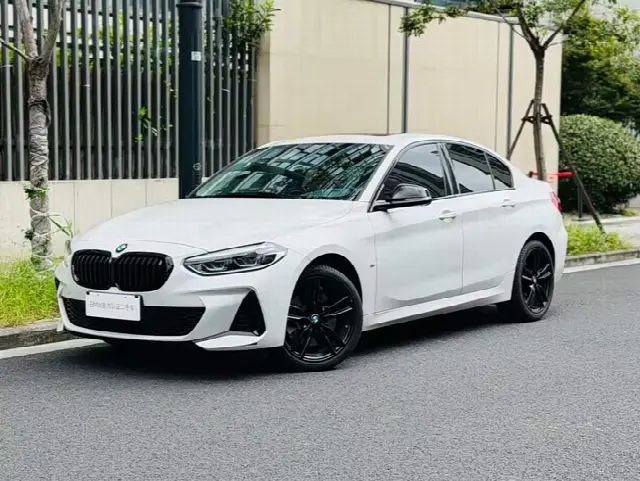 BMW 1 Series 2022, 85 000 км