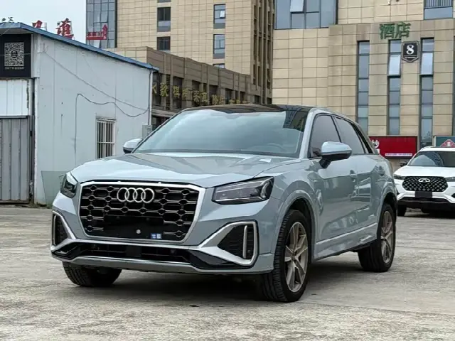 Audi Q2L 2022, 26 000 км