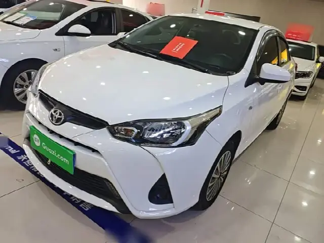 Toyota Yaris L 2022, 29 600 км