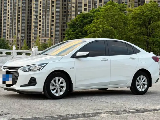 Chevrolet Onix (Cavalier) 2022, 43 000 км