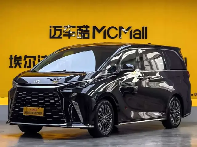 Lexus LM 2023, 16 000 км